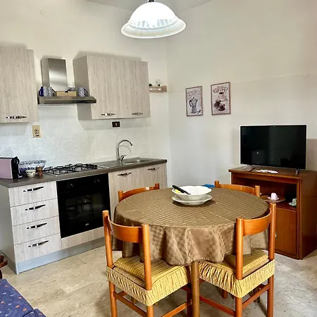 La Casa Dei Bouganville Lo Stagnone 別荘